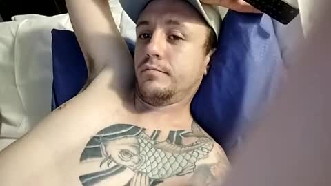 nicholastippin8 online show from August 6, 8:56 am
