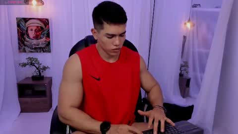 nick fenix online show from June 26, 3:56 am