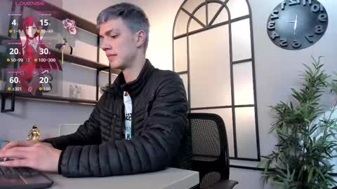 Nick  online show from October 4, 12:36 pm