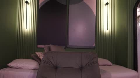 Jhohan online show from October 27, 1:33 pm