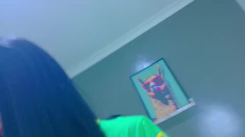 NICKI FOX  online show from November 17, 7:38 pm