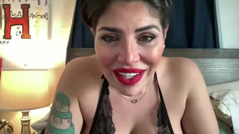 Nicki Marie online show from January 10, 4:41 pm