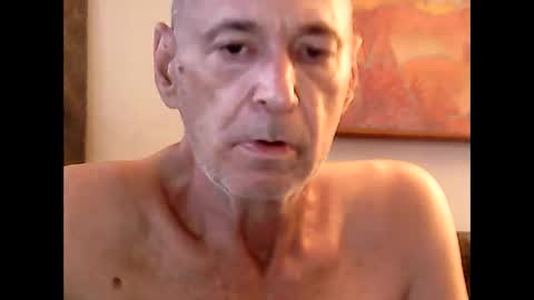 nickincali online show from December 16, 12:51 am