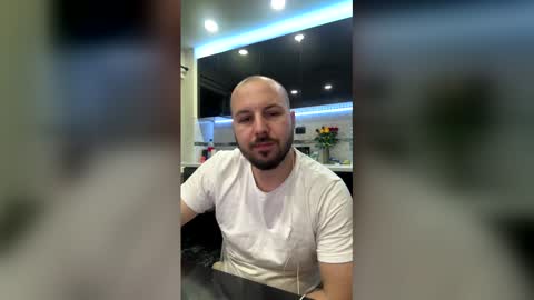 Julian online show from February 14, 12:46 am