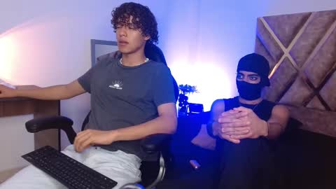 Snapshot of nickolas_moon chatting on February 23, 1:42 pm Nickolas Muoz online show from February 23, 1:42 pm