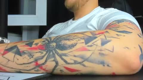 nicktattoomaster online show from June 13, 7:02 pm