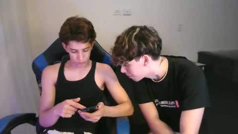 nickvox_ online show from March 31, 11:27 pm