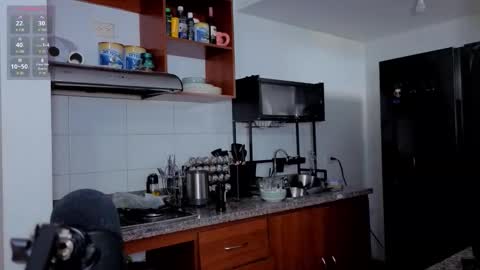 Nicky online show from March 13, 6:44 pm