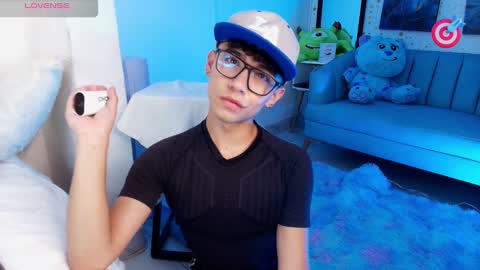 nico online show from February 28, 10:52 am