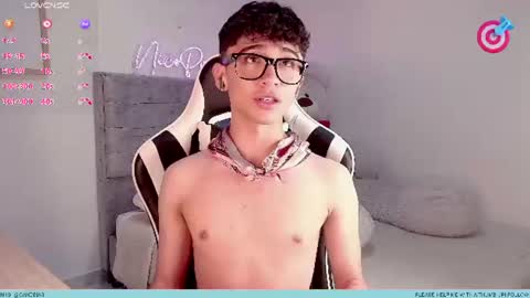nico  online show from July 27, 11:02 pm