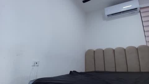 Nicol online show from March 3, 3:02 am