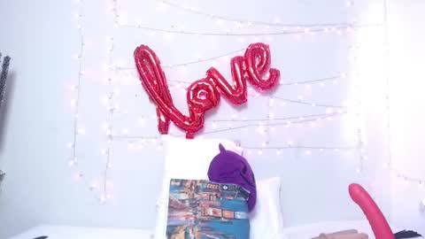 Nicol online show from February 27, 7:26 pm