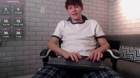 Nicola online show from August 7, 1:59 am