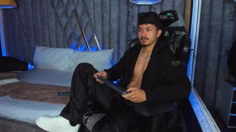 Nicolai online show from February 20, 12:07 pm