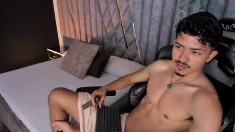 Nicolai online show from April 11, 12:20 pm