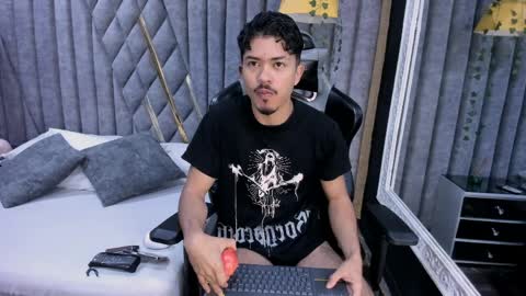 Nicolai online show from April 4, 12:56 pm