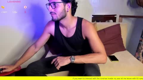 Snapshot of nicolasrodrii chatting on February 8, 1:22 pm nicolasrodrii online show from February 8, 1:22 pm