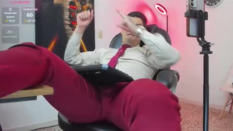 Nicolas Fellener online show from October 13, 5:53 am