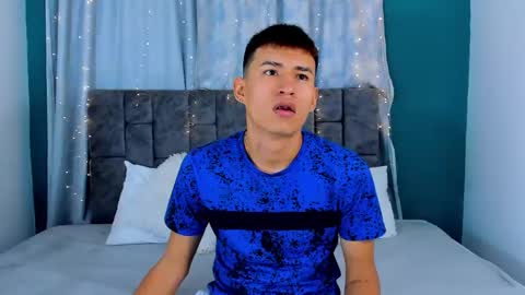 nicolastorres__ online show from December 22, 2:29 am