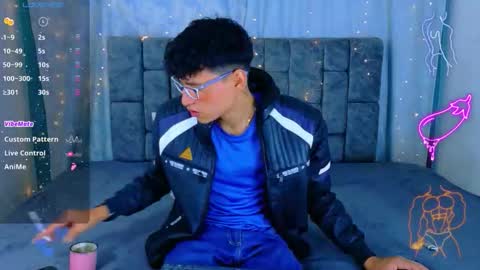 nicolastorres__ online show from June 9, 3:17 am