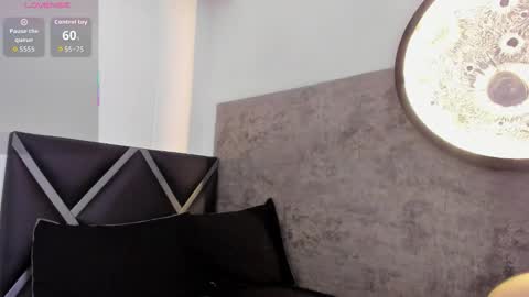 Nicole online show from November 29, 12:02 pm