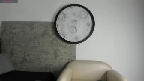 Nicole online show from November 21, 12:25 pm