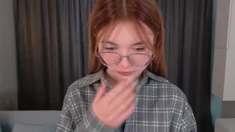 Nicole online show from October 12, 6:06 am