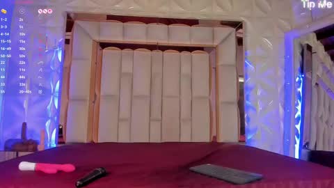 Nicole  online show from November 9, 7:49 pm