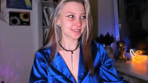Nicole online show from June 19, 9:21 pm
