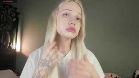 Mary online show from September 23, 8:19 am