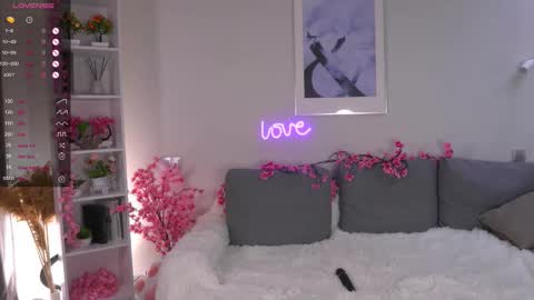 Kimmy online show from December 19, 3:40 pm