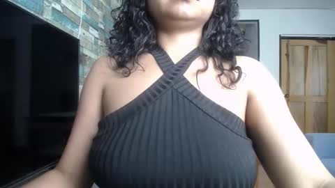 Nicole online show from February 12, 1:47 pm