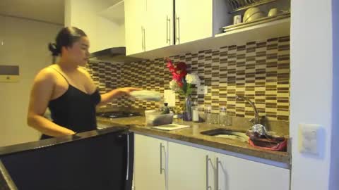 Nicolle online show from July 12, 12:25 am