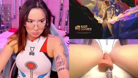 Nicole online show from September 17, 3:04 pm