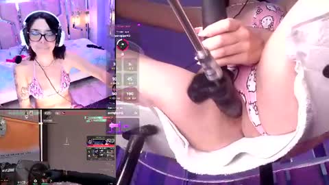 Nicole online show from June 10, 3:44 pm