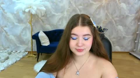 nicolefoxery online show from September 26, 6:27 pm