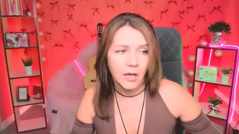 nicolehits online show from January 31, 7:11 pm