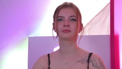 NicoleNorton online show from June 9, 6:24 am
