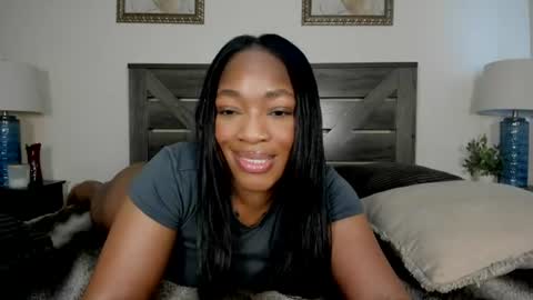 Nicole online show from June 12, 9:25 pm