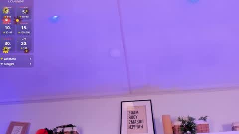 nicolle_evanss_ online show from November 14, 5:09 am