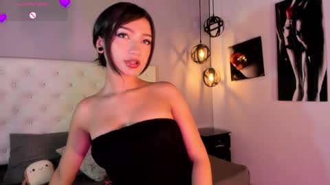 Nicolle online show from January 14, 2:47 pm