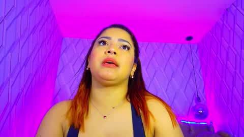 Snapshot of nicolletaylorq chatting on October 20, 3:33 am Nicolle Miley online show from October 20, 3:33 am