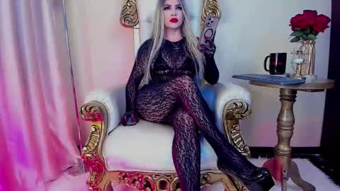 Nicollette Miller online show from September 25, 12:23 pm