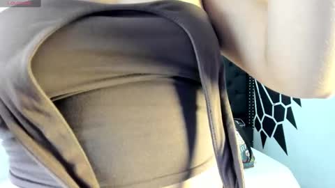 NicolRoss online show from September 17, 3:15 pm