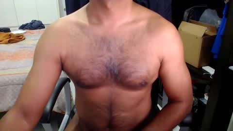 Snapshot of night_rider09711 chatting on January 16, 10:02 pm night_rider09711 online show from January 16, 10:02 pm