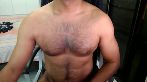 Snapshot of night_rider09711 chatting on January 8, 9:00 am night_rider09711 online show from January 8, 9:00 am