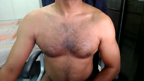 Snapshot of night_rider09711 chatting on December 28, 9:31 am night_rider09711 online show from December 28, 9:31 am