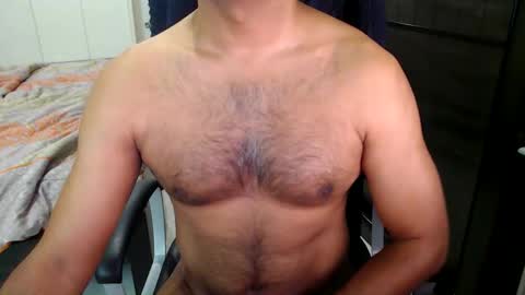 Snapshot of night_rider09711 chatting on January 9, 7:10 am night_rider09711 online show from January 9, 7:10 am