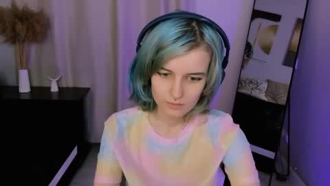 NIKA online show from April 17, 1:35 pm