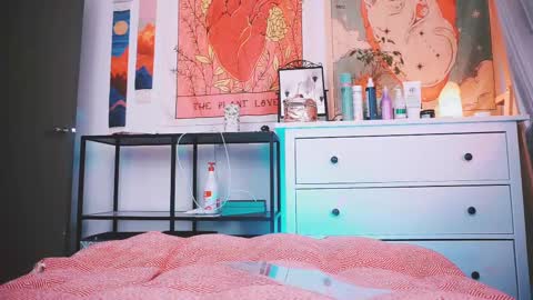 Snapshot of nikaxreznik chatting on February 10, 2:59 pm Nika online show from February 10, 2:59 pm